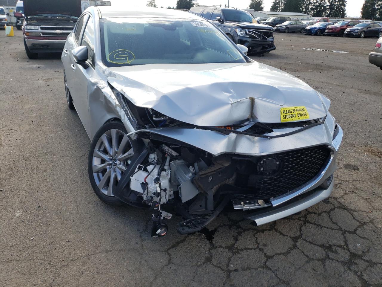 Photo 9 from auction – 2019 MAZDA 3 PREFERRE with VIN JM1BPACL8K1109643