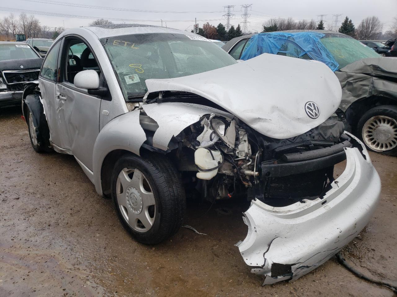 VOLKSWAGEN NEW BEETLE 2000 with VIN 3VWCA21C4YM494691 - Photo from auction