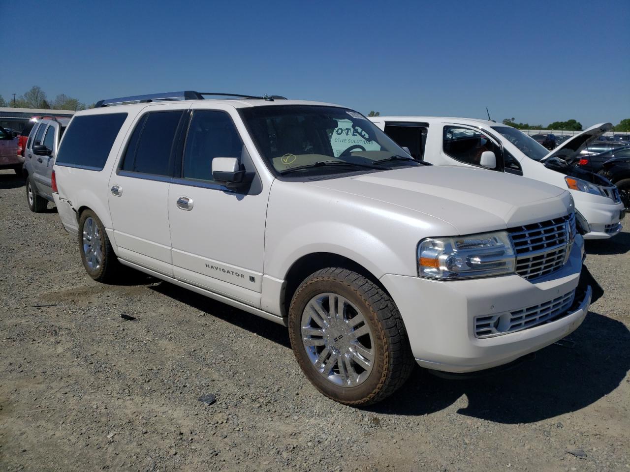 Photo 1 from auction – 2010 LINCOLN NAVIGATOR with VIN 5LMJJ3J58AEJ01667