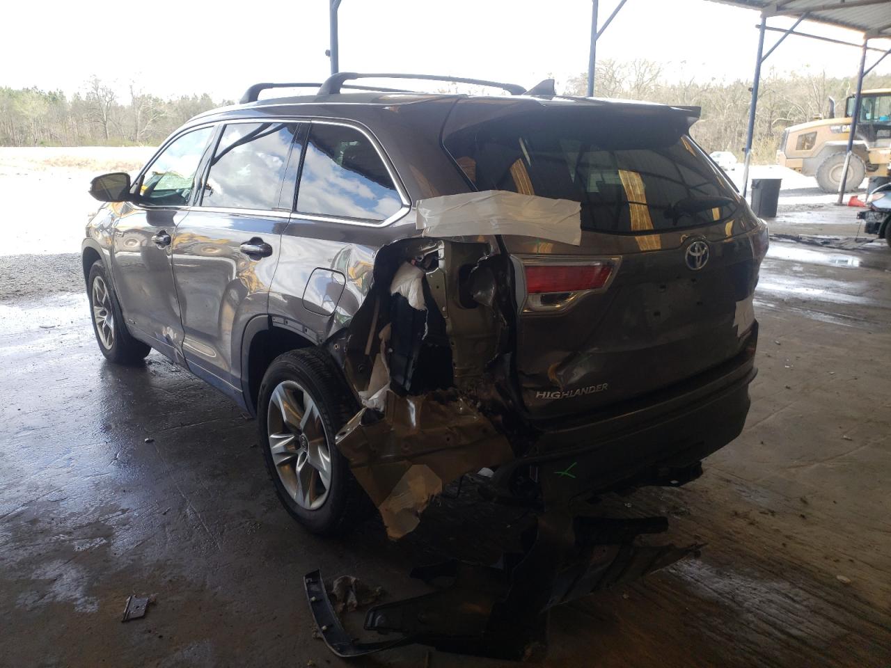 Photo 3 from auction – 2016 TOYOTA HIGHLANDER with VIN 5TDDCRFH3GS019319