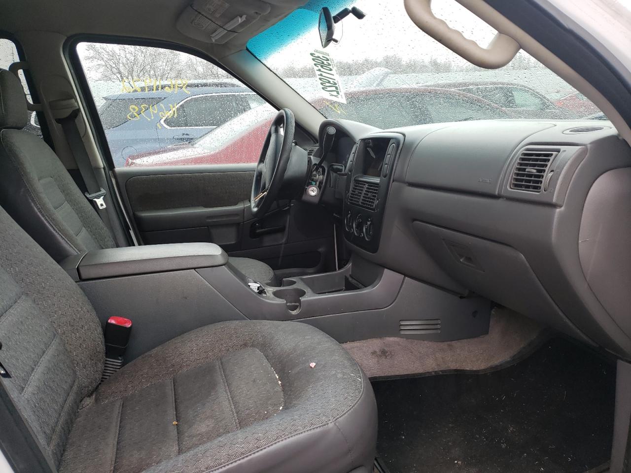 Photo 5 from auction – 2003 FORD EXPLORER X with VIN 1FMZU62K63ZB17073