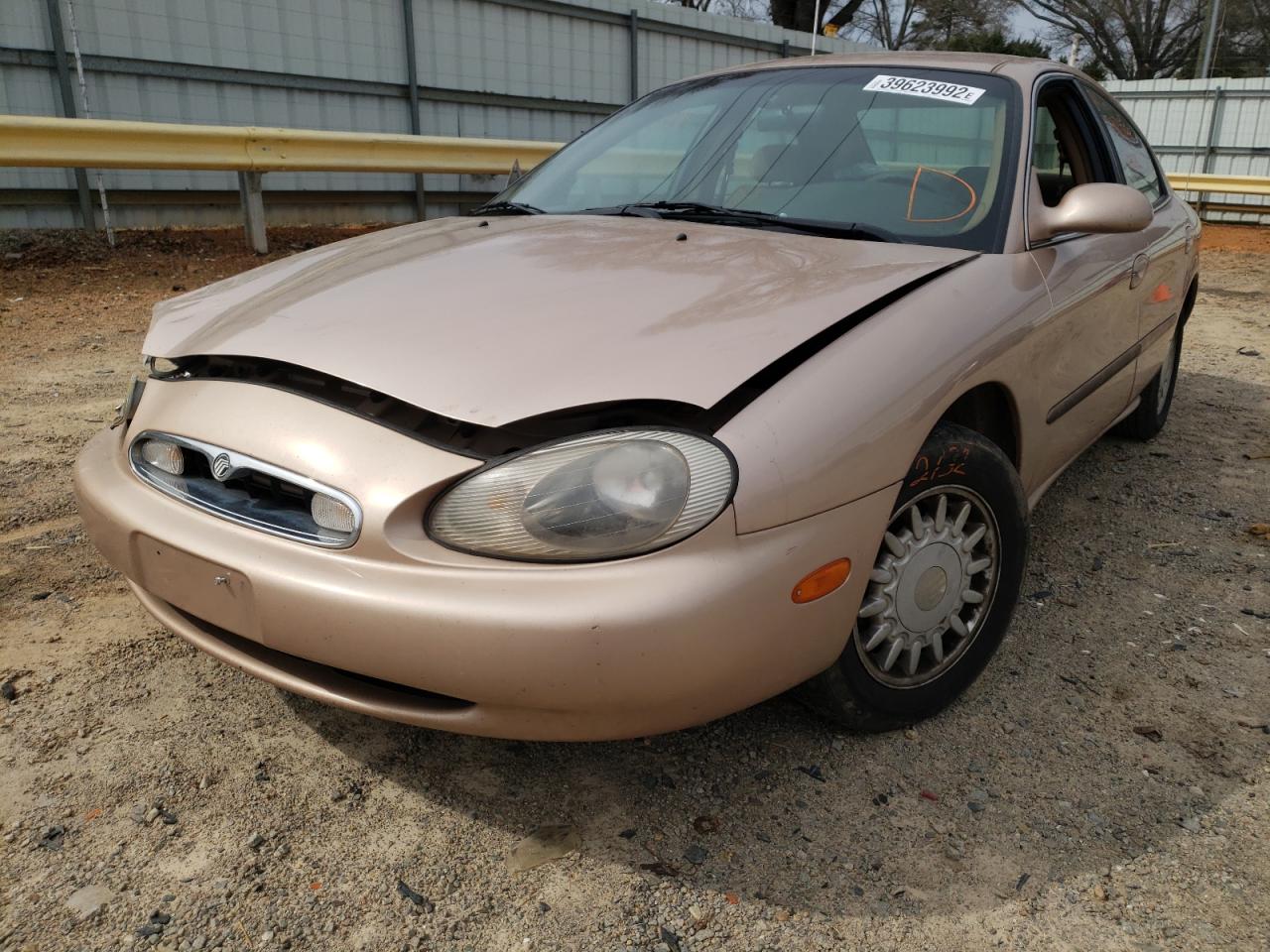 Photo 2 from auction – 1997 MERCURY SABLE GS with VIN 1MELM50U3VA625509