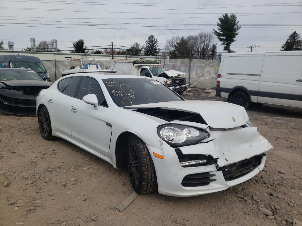 PORSCHE PANAMERA 2 2016 with VIN WP0AA2A71GL004110 - Photo from auction