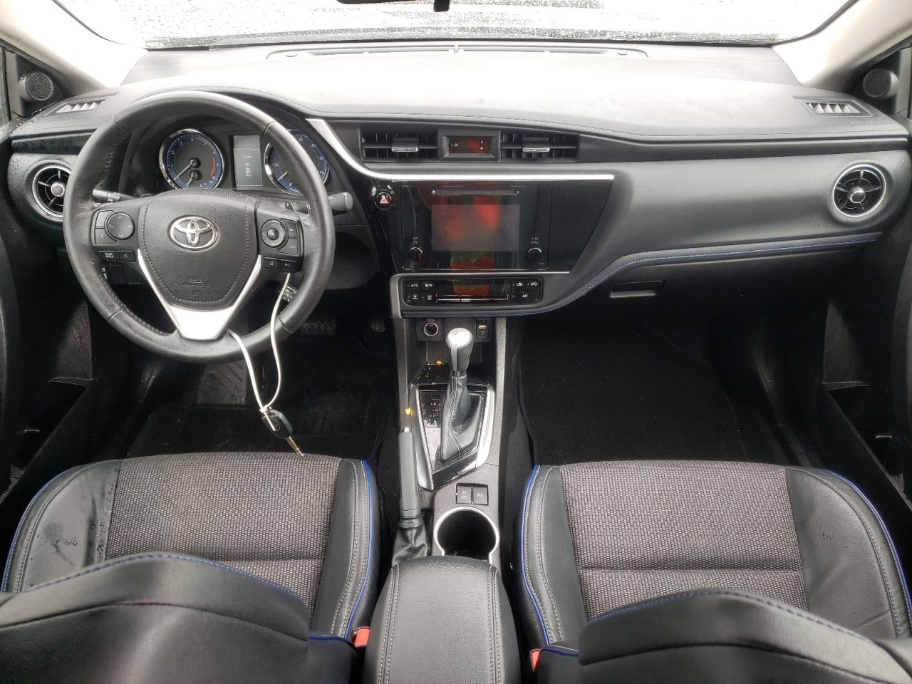Photo 9 from auction – 2018 TOYOTA COROLLA SE with VIN 5YFBURHE3JP816404