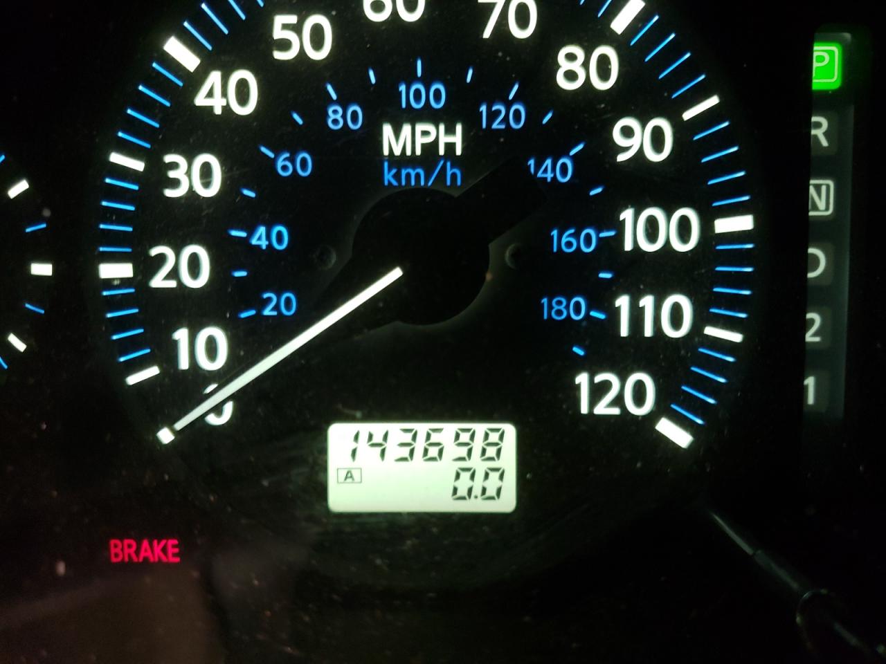 Photo 8 from auction – 2004 NISSAN PATHFINDER with VIN JN8DR09X94W804053