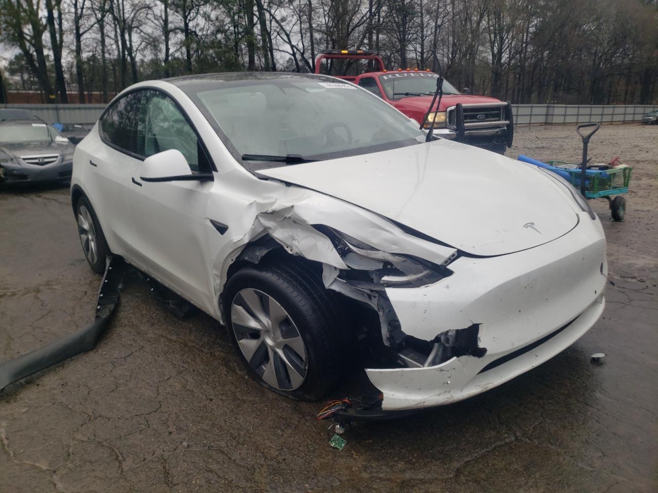 TESLA MODEL Y 2020 with VIN 5YJYGDEE6LF032595 - Photo from auction