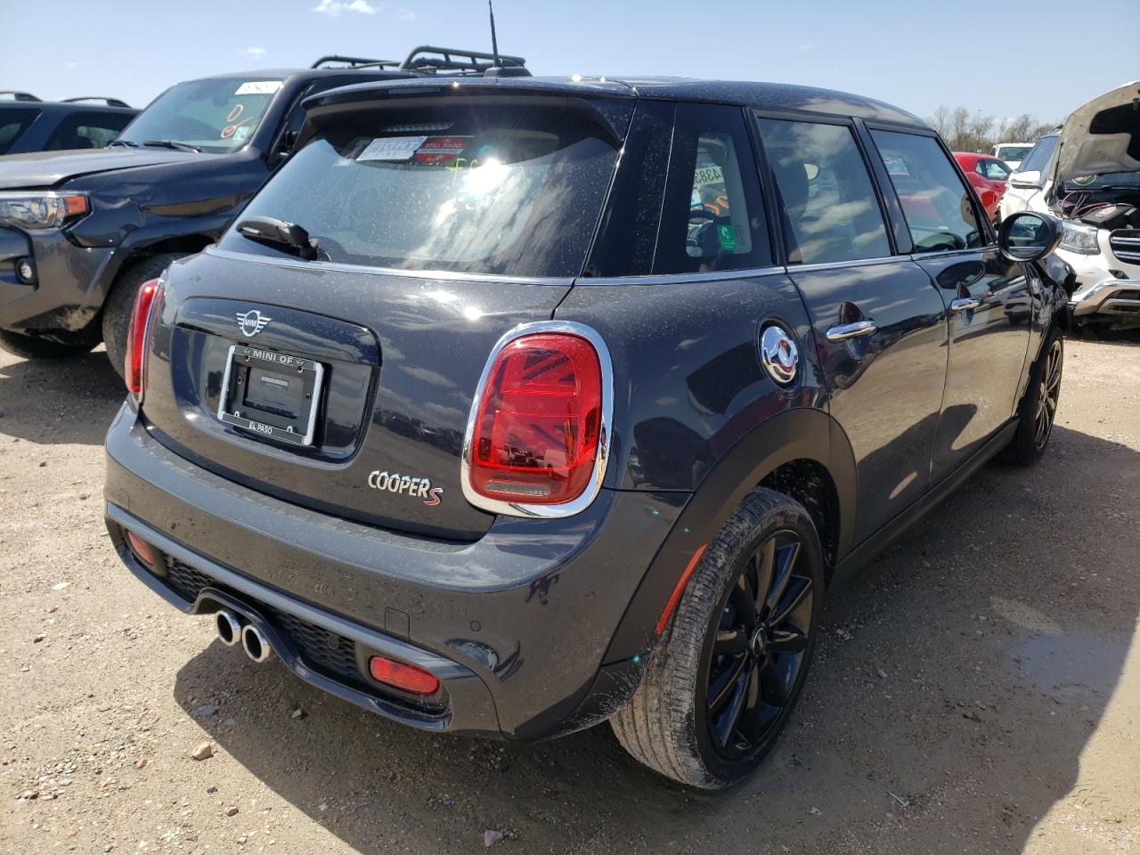 Photo 4 from auction – 2021 MINI COOPER S with VIN WMWXU9C09M2N54180