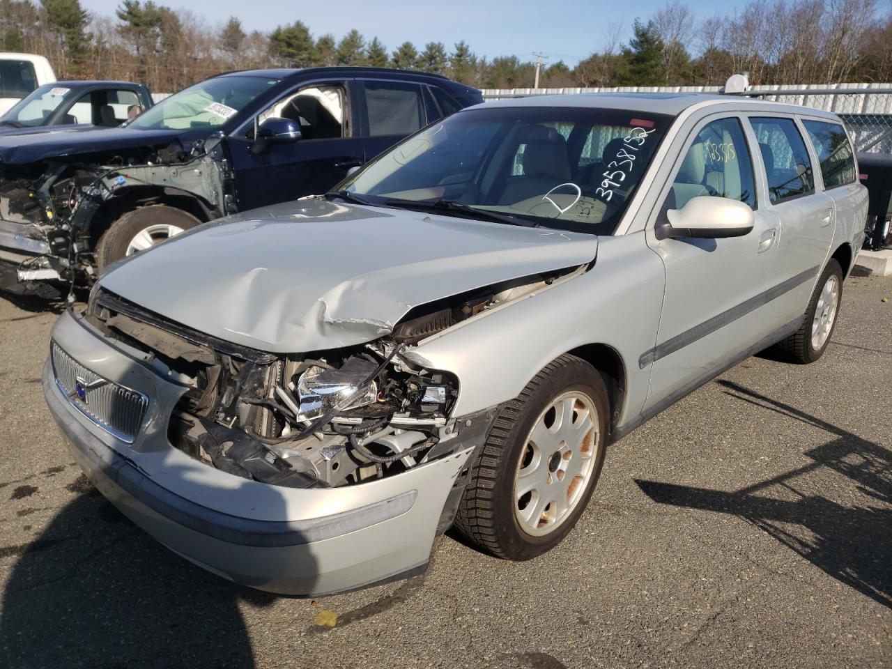 Photo 2 from auction – 2001 VOLVO V70 2.4T with VIN YV1SW58D512054566