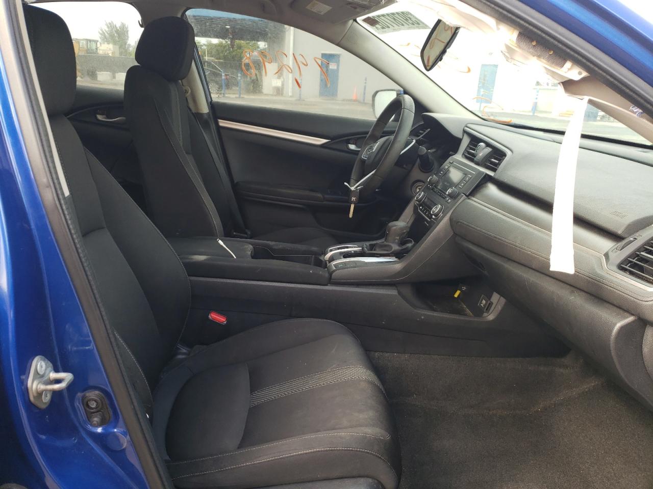 Photo 5 from auction – 2016 HONDA CIVIC LX with VIN 19XFC2F57GE010798
