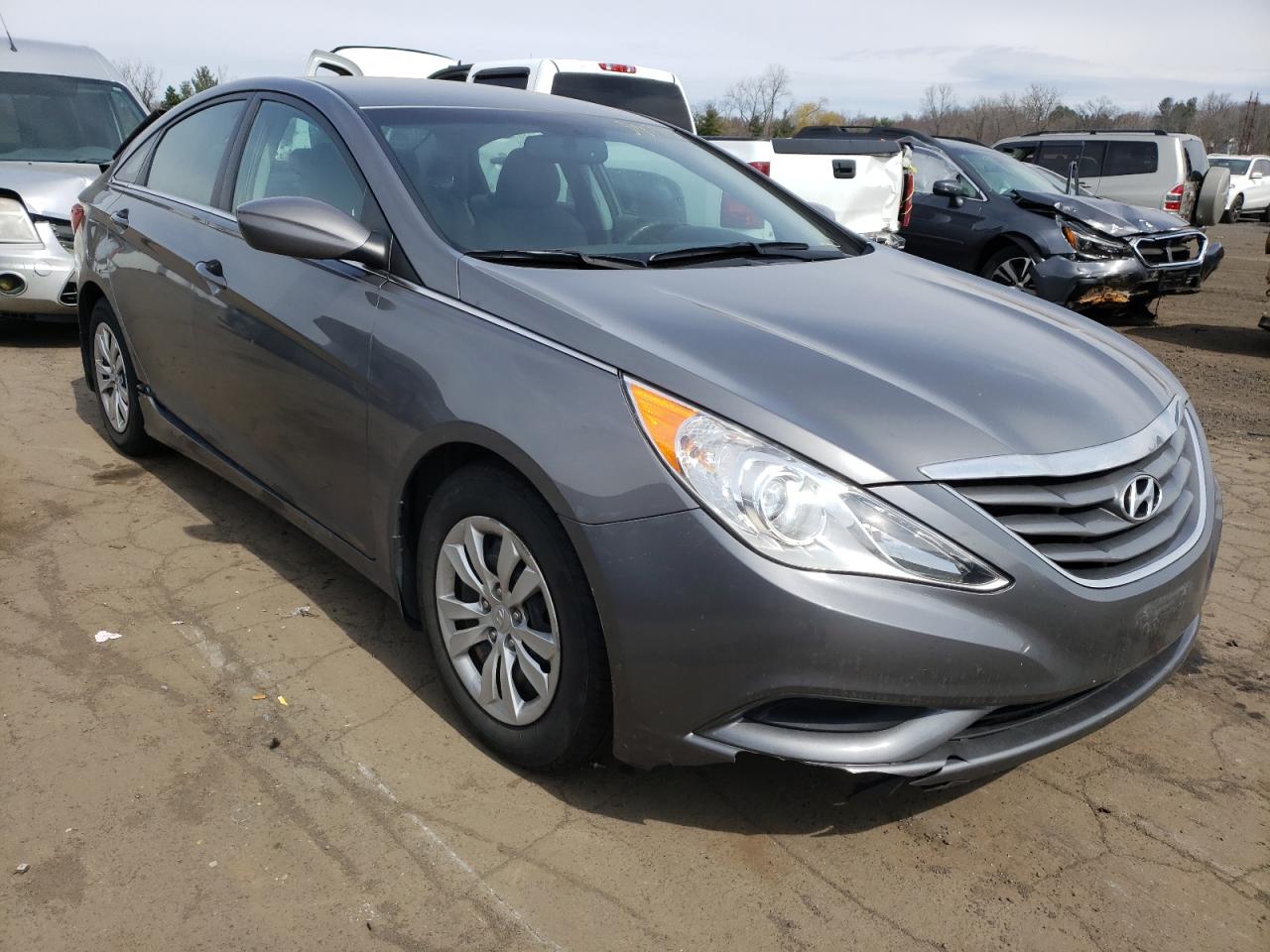 HYUNDAI SONATA GLS 2011 with VIN 5NPEB4AC6BH095573 - Photo from auction