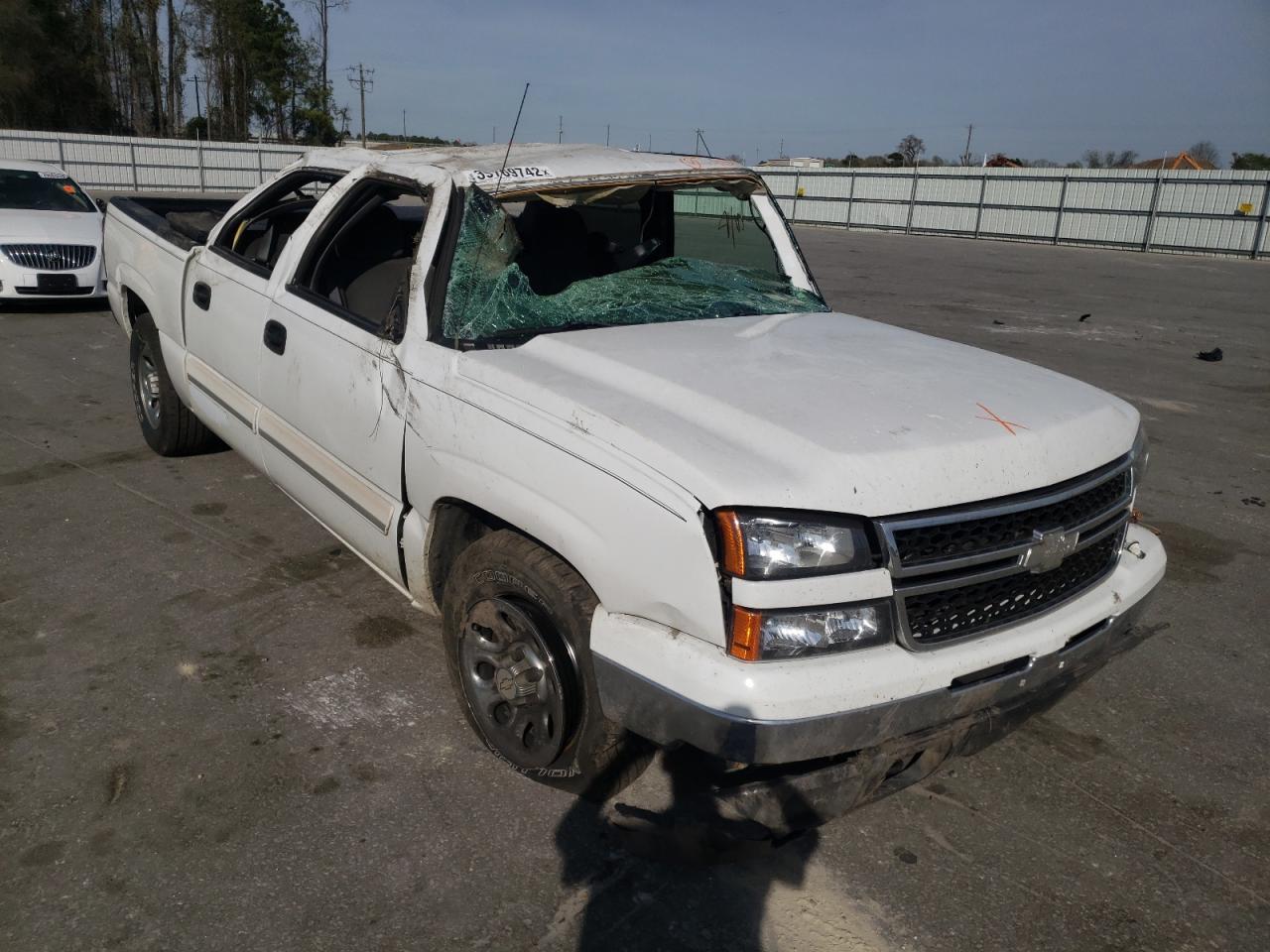 CHEVROLET SILVERADO 2006 with VIN 2GCEC13T961127447 - Photo from auction