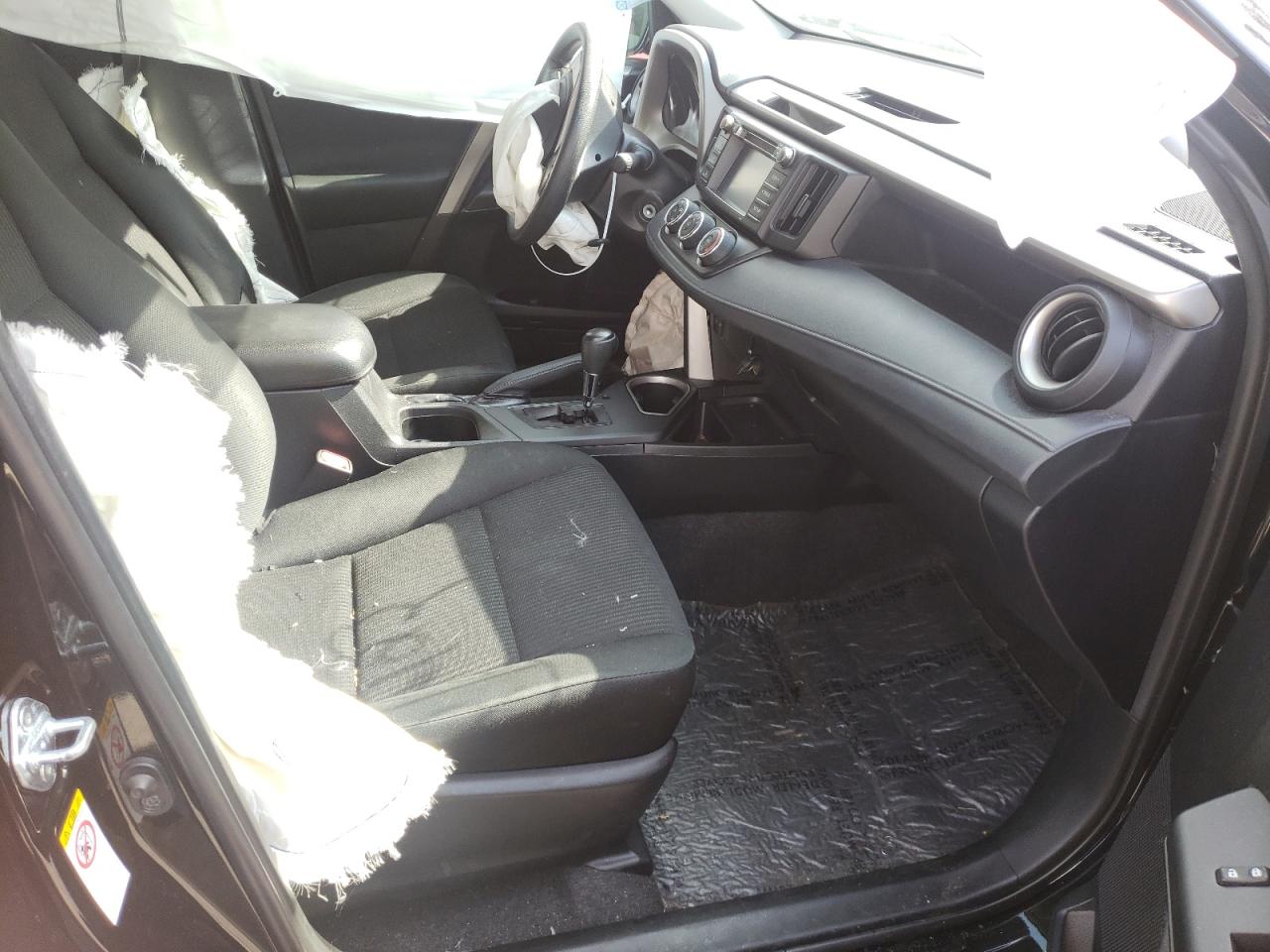 Photo 5 from auction – 2016 TOYOTA RAV4 LE with VIN 2T3BFREV7GW456647