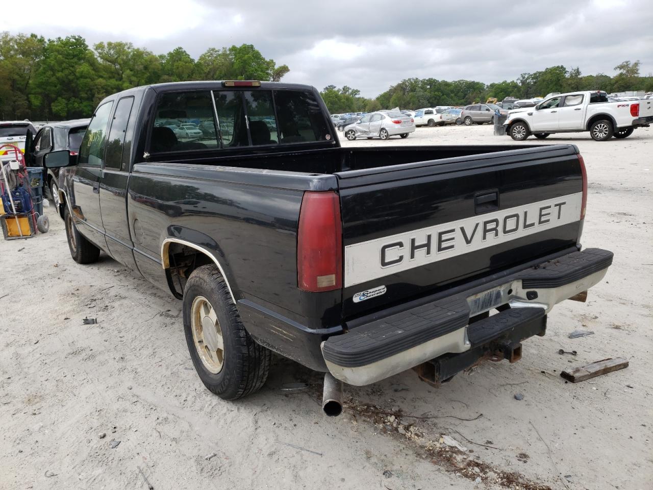 Photo 3 from auction – 1996 CHEVROLET GMT-400 C1 with VIN 2GCEC19RXT1197692