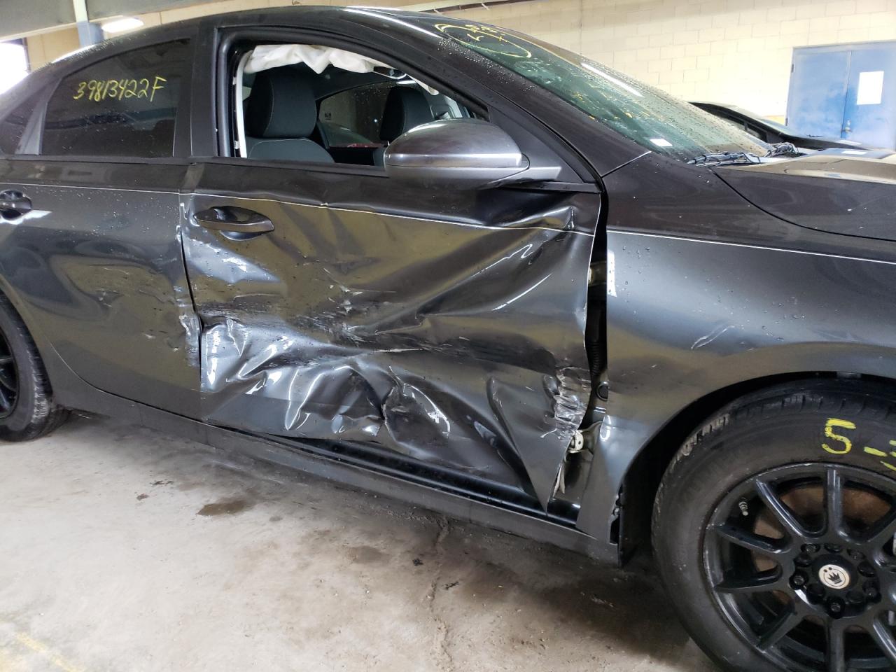 Photo 9 from auction – 2020 KIA FORTE FE with VIN 3KPF24AD2LE174399