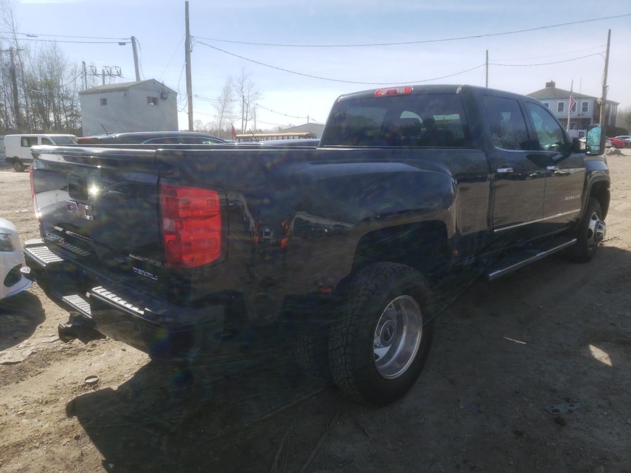 Photo 4 from auction – 2015 GMC SIERRA K35 with VIN 1GT424E82FF156807