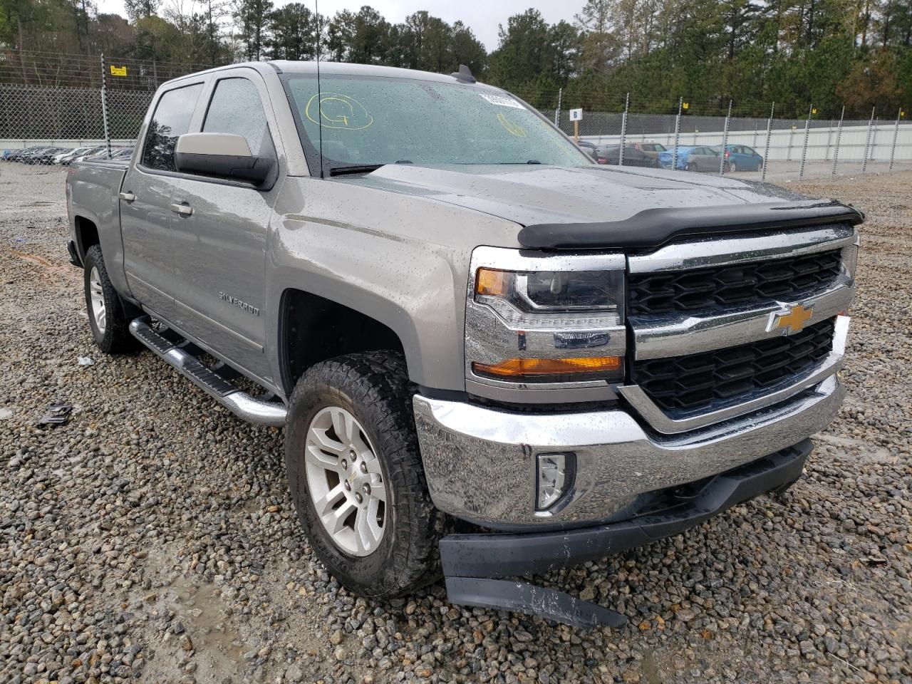 CHEVROLET SILVERADO 2017 with VIN 3GCUKREC4HG398260 - Photo from auction
