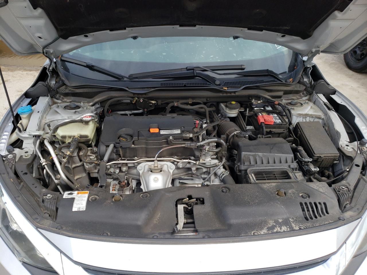 Photo 7 from auction – 2016 HONDA CIVIC with VIN 2HGFC2F53GH556407
