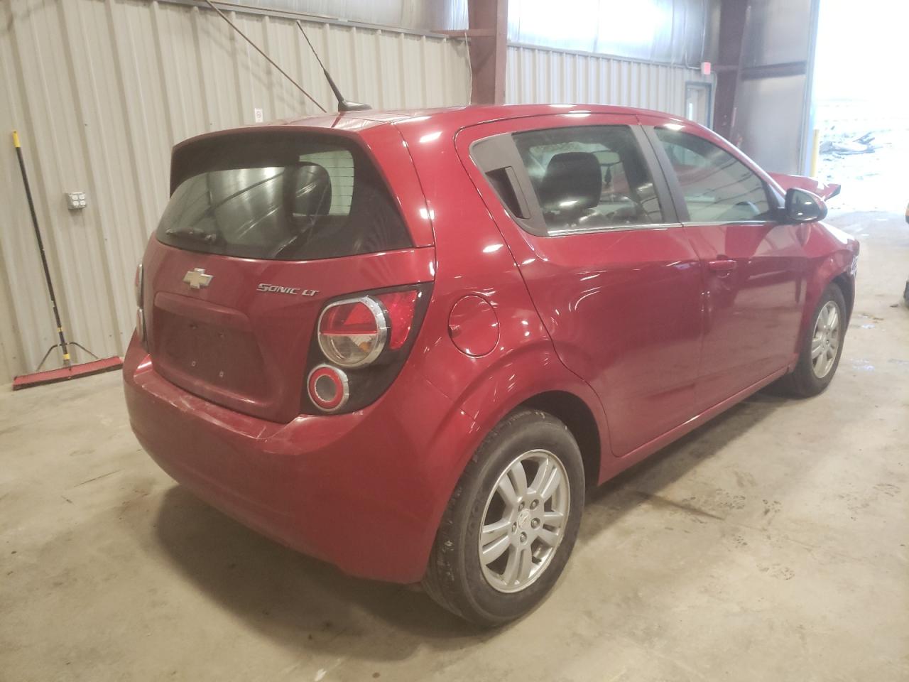 Photo 4 from auction – 2012 CHEVROLET SONIC LT with VIN 1G1JC6SH1C4121143