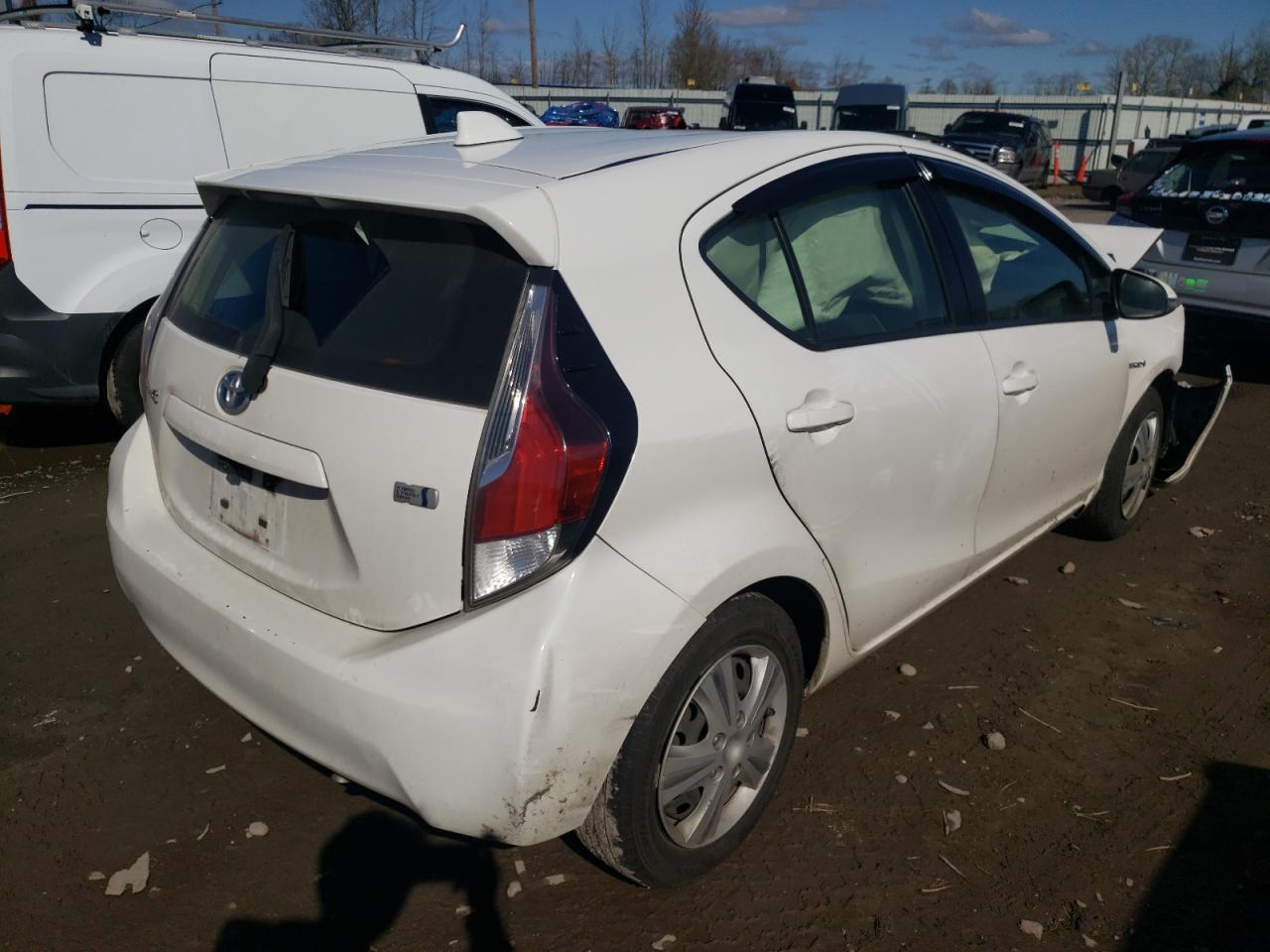 Photo 4 from auction – 2015 TOYOTA PRIUS C with VIN JTDKDTB34F1581706