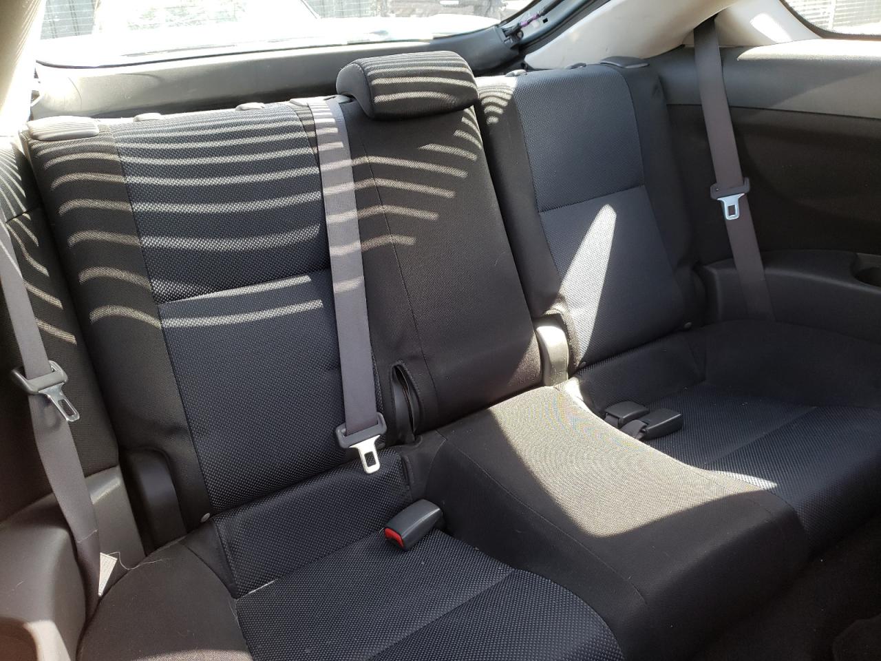 Photo 6 from auction – 2005 TOYOTA SCION TC with VIN JTKDE167150033859
