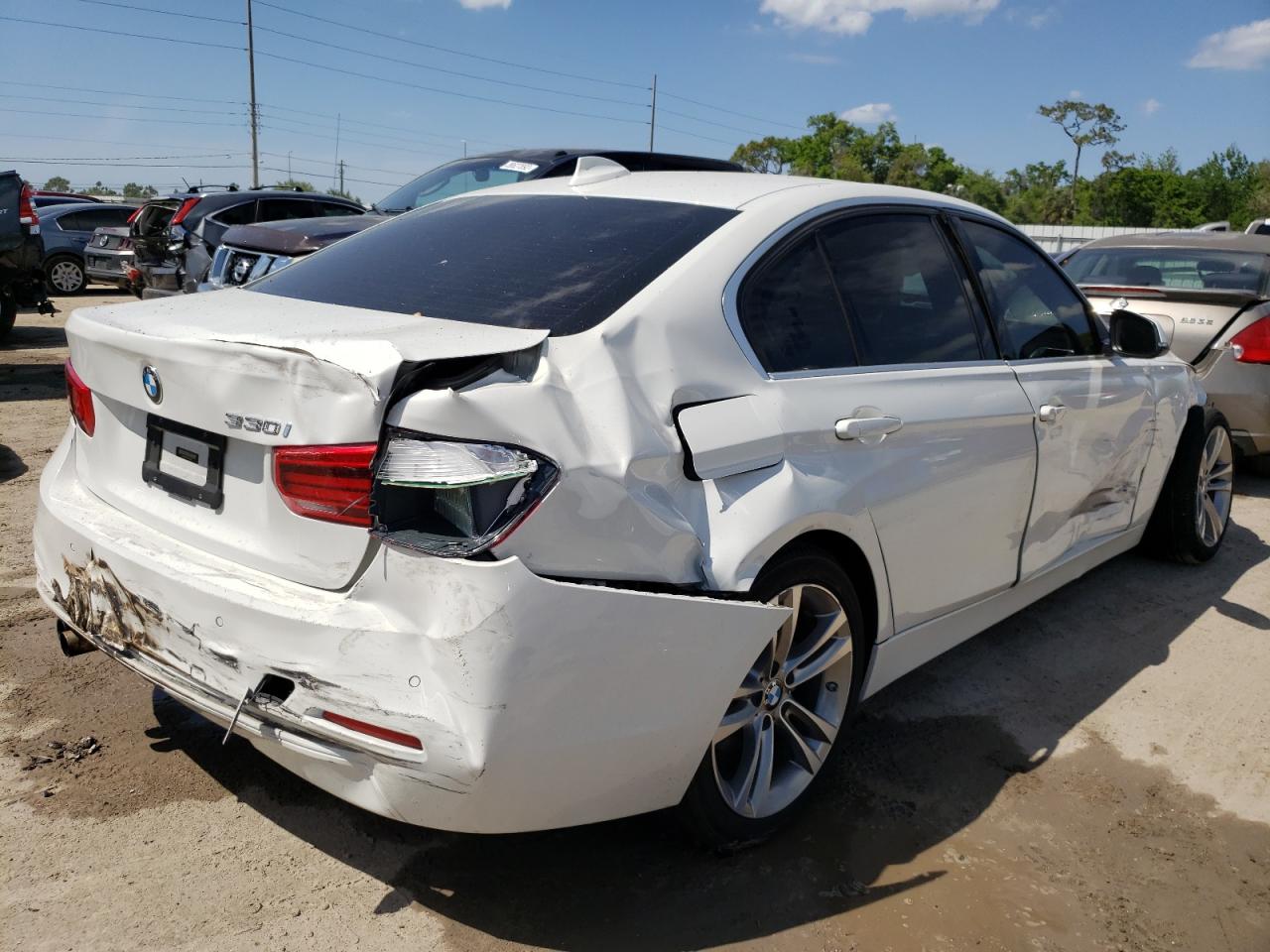 Photo 4 from auction – 2017 BMW 330 I with VIN WBA8B9C56HK884855