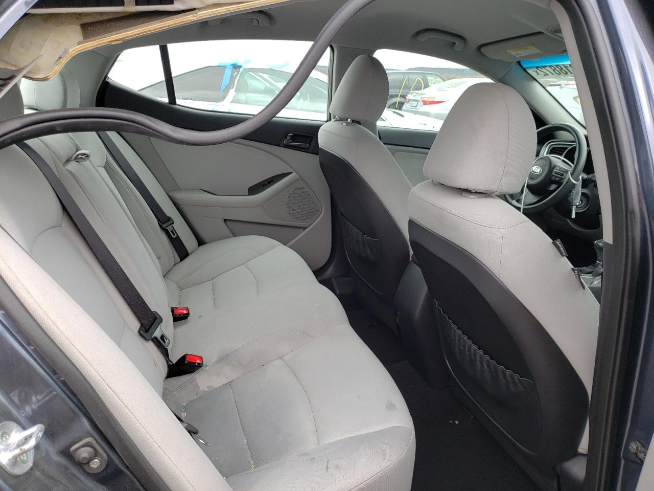 Photo 6 from auction – 2015 KIA OPTIMA LX with VIN KNAGM4A71F5569020
