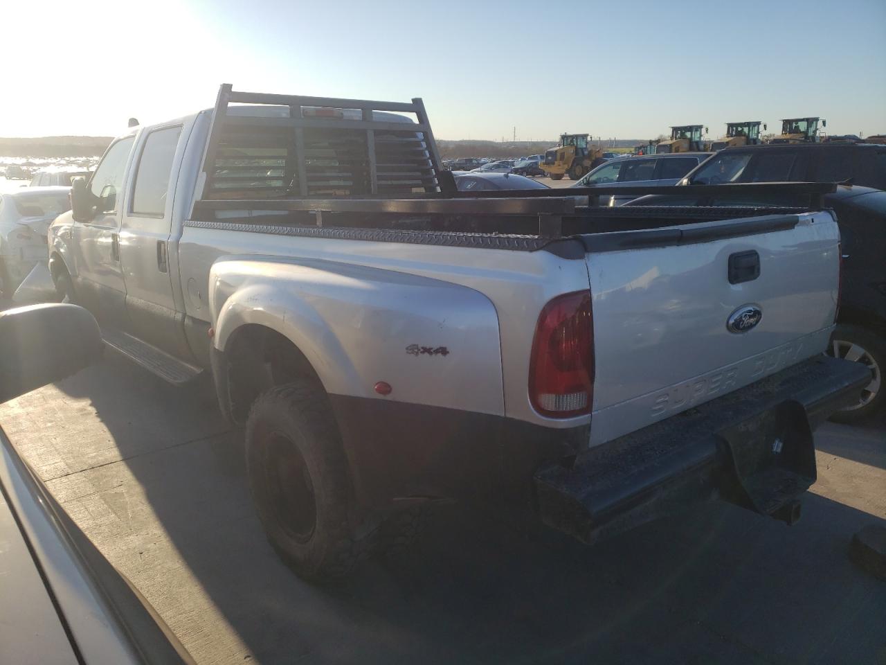 Photo 3 from auction – 2000 FORD F350 SUPER with VIN 1FTWW33FXYED56609