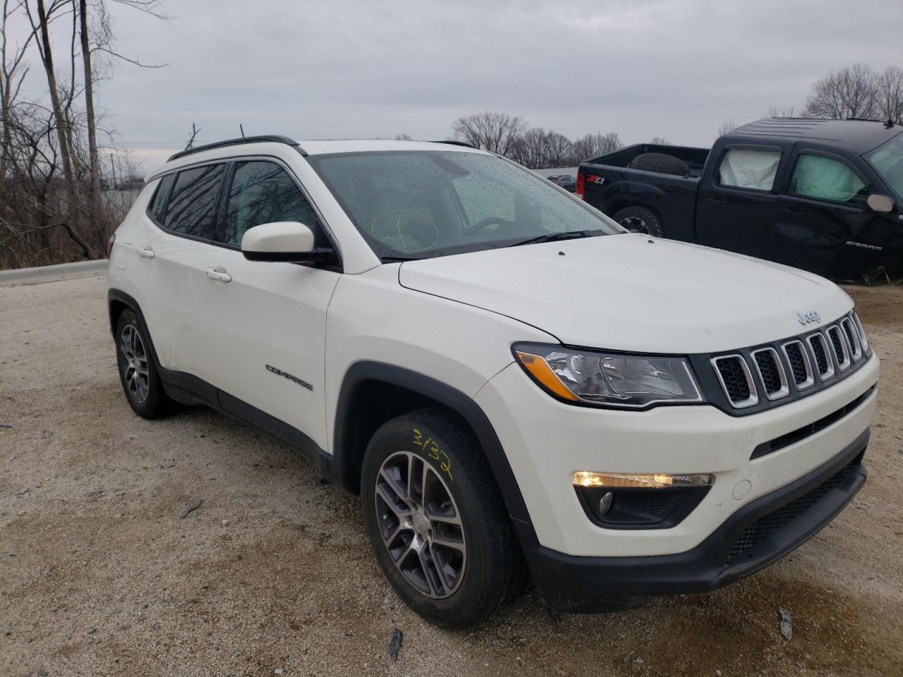 JEEP COMPASS LA 2018 with VIN 3C4NJCBB7JT462708 - Photo from auction