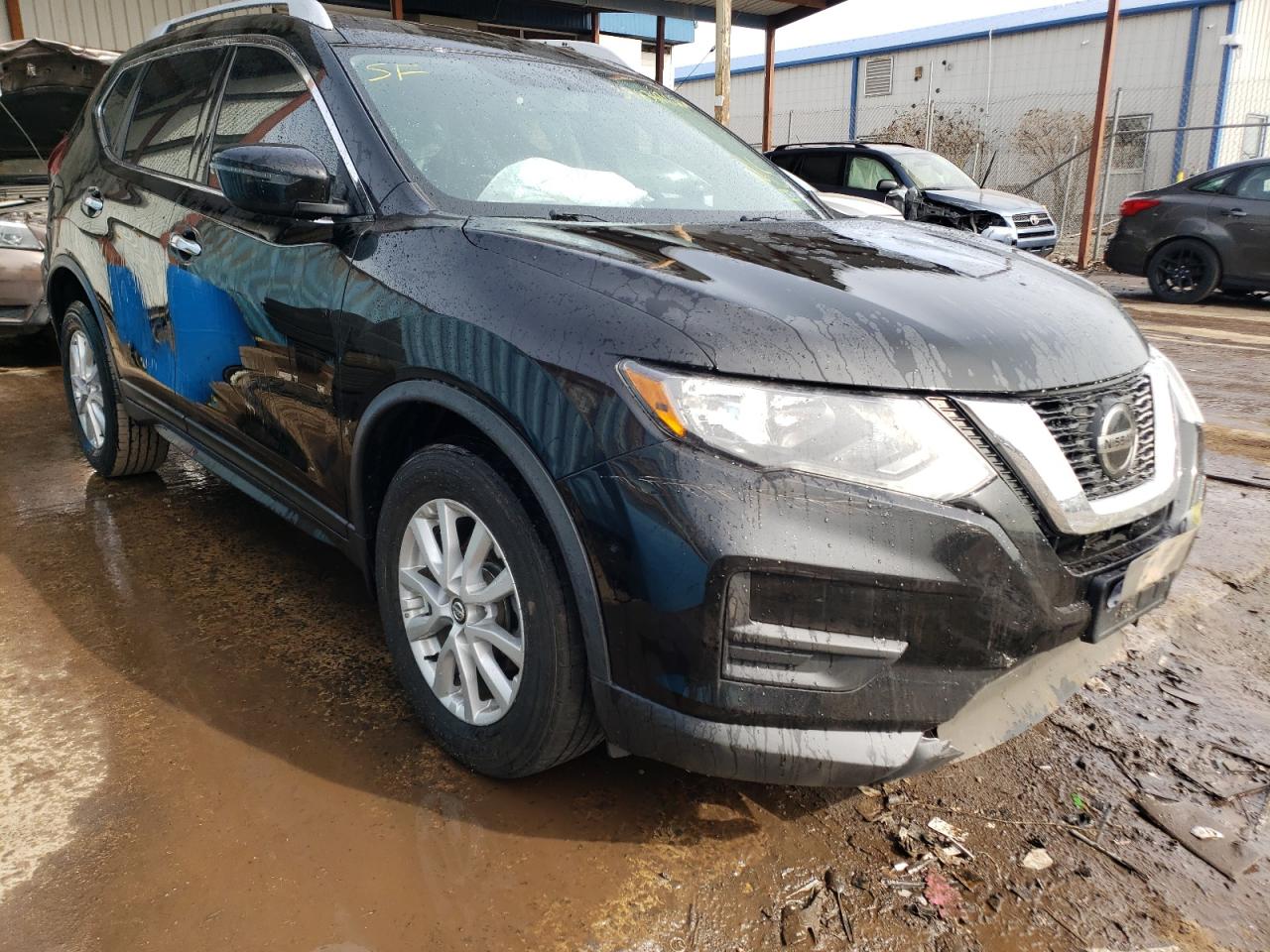 NISSAN ROGUE S 2018 with VIN KNMAT2MV4JP621439 - Photo from auction