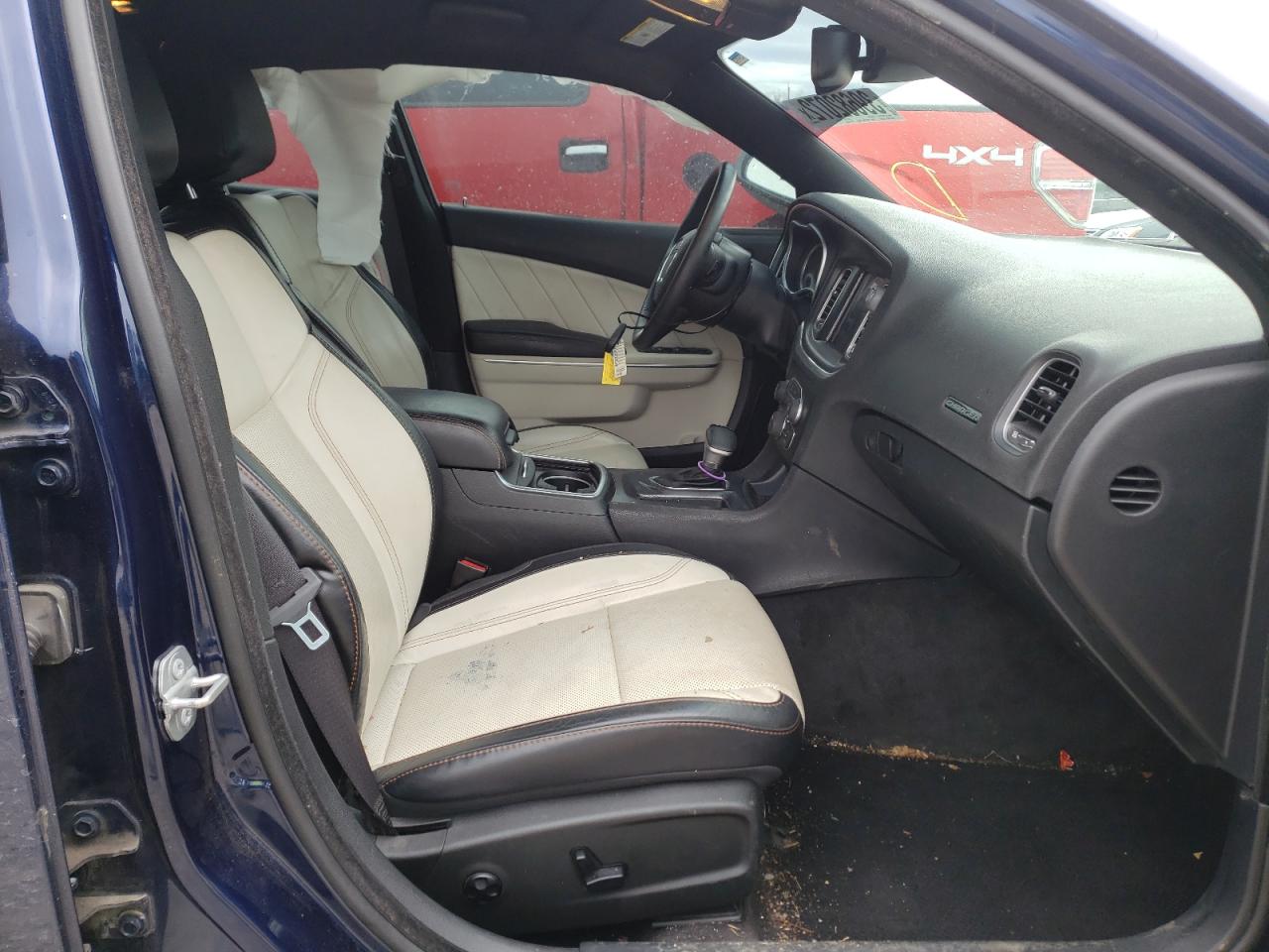 Photo 5 from auction – 2015 DODGE CHARGER SX with VIN 2C3CDXHG3FH927899