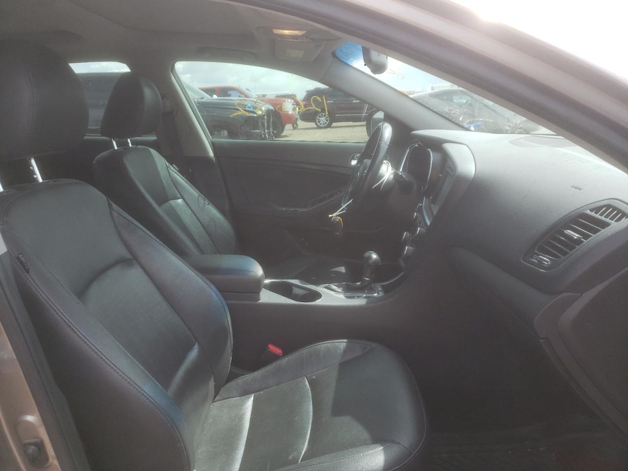 Photo 5 from auction – 2015 KIA OPTIMA SX with VIN 5XXGR4A67FG357150