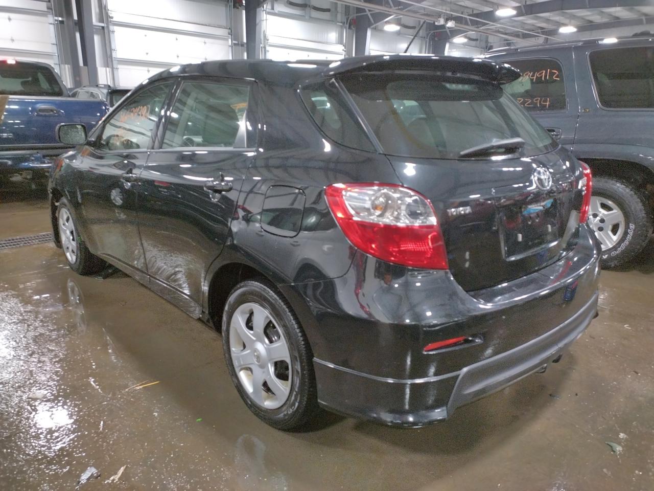 Photo 3 from auction – 2010 TOYOTA MATRIX with VIN 2T1KE4EE6AC035977