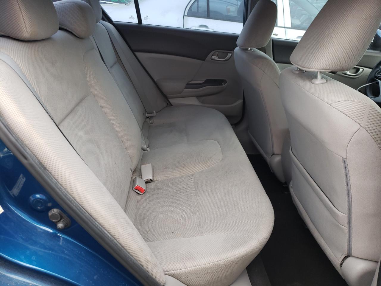 Photo 6 from auction – 2012 HONDA CIVIC LX with VIN 19XFB2F56CE083254