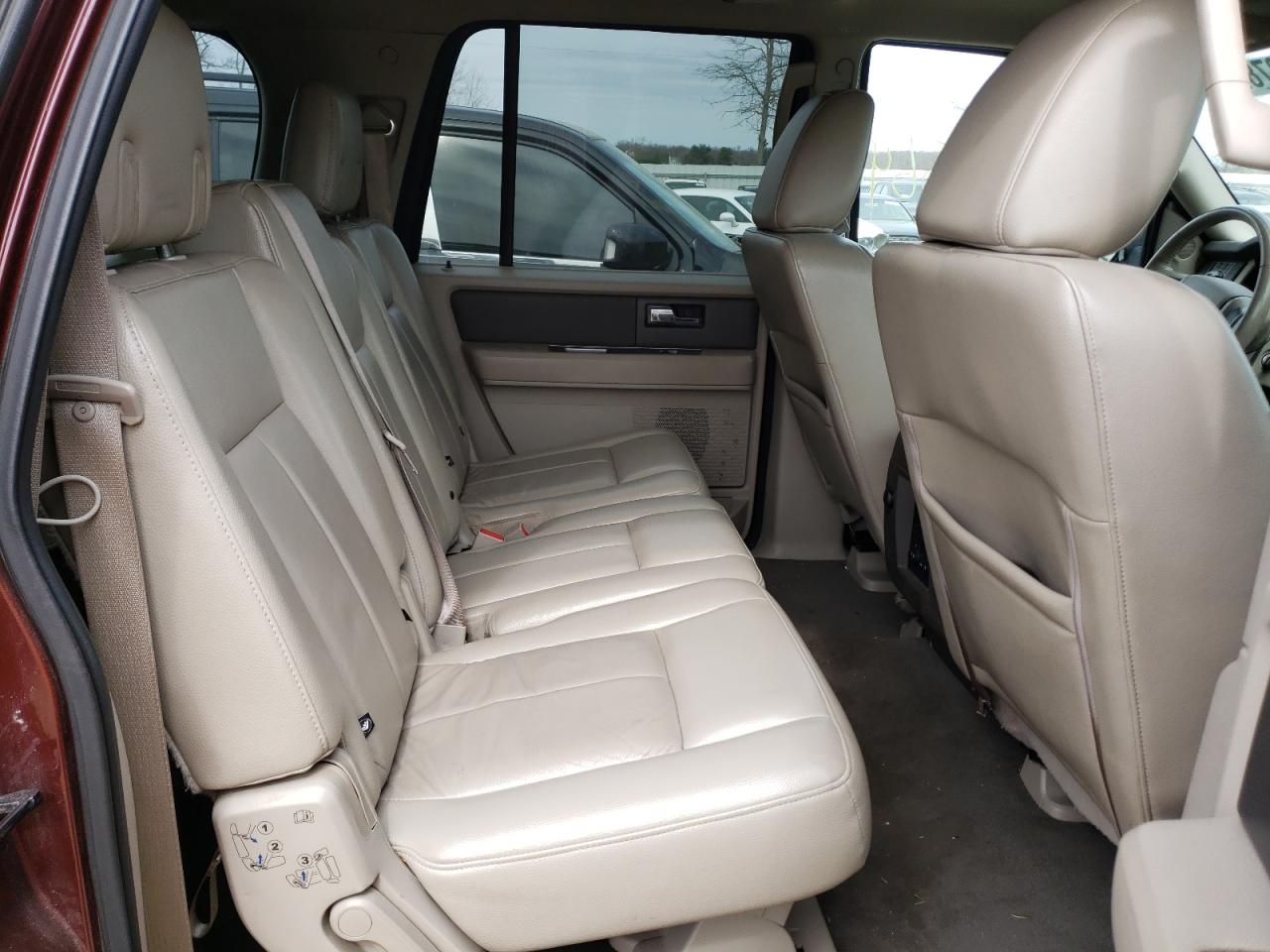 Photo 6 from auction – 2010 FORD EXPEDITION with VIN 1FMJK1G55AEA87898