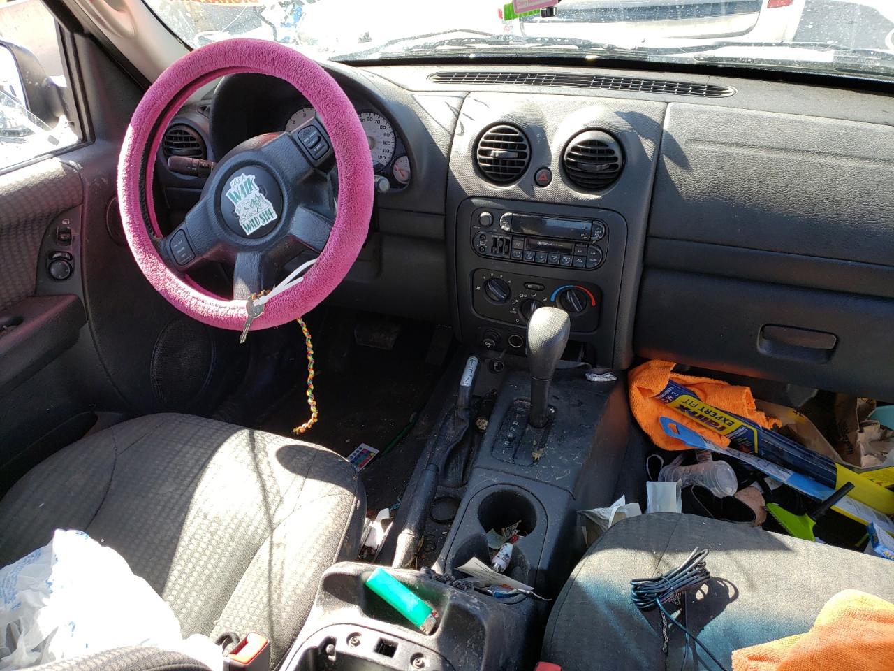 Photo 9 from auction – 2002 JEEP LIBERTY SP with VIN 1J4GL48K72W242992