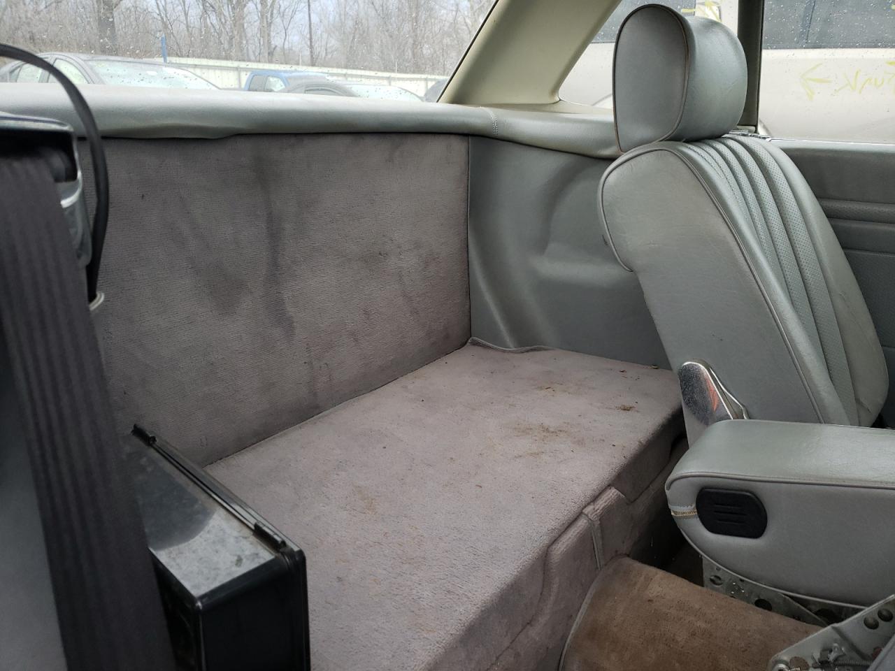 Photo 6 from auction – 1983 MERCEDES-BENZ 240-CLASS with VIN WDBBA45A1DB024993