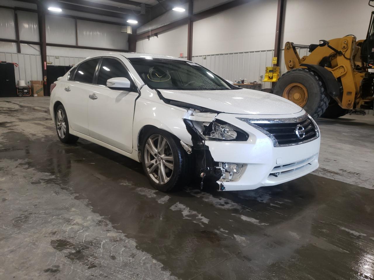 Photo 1 from auction – 2013 NISSAN ALTIMA 3.5 with VIN 1N4BL3AP4DC120178