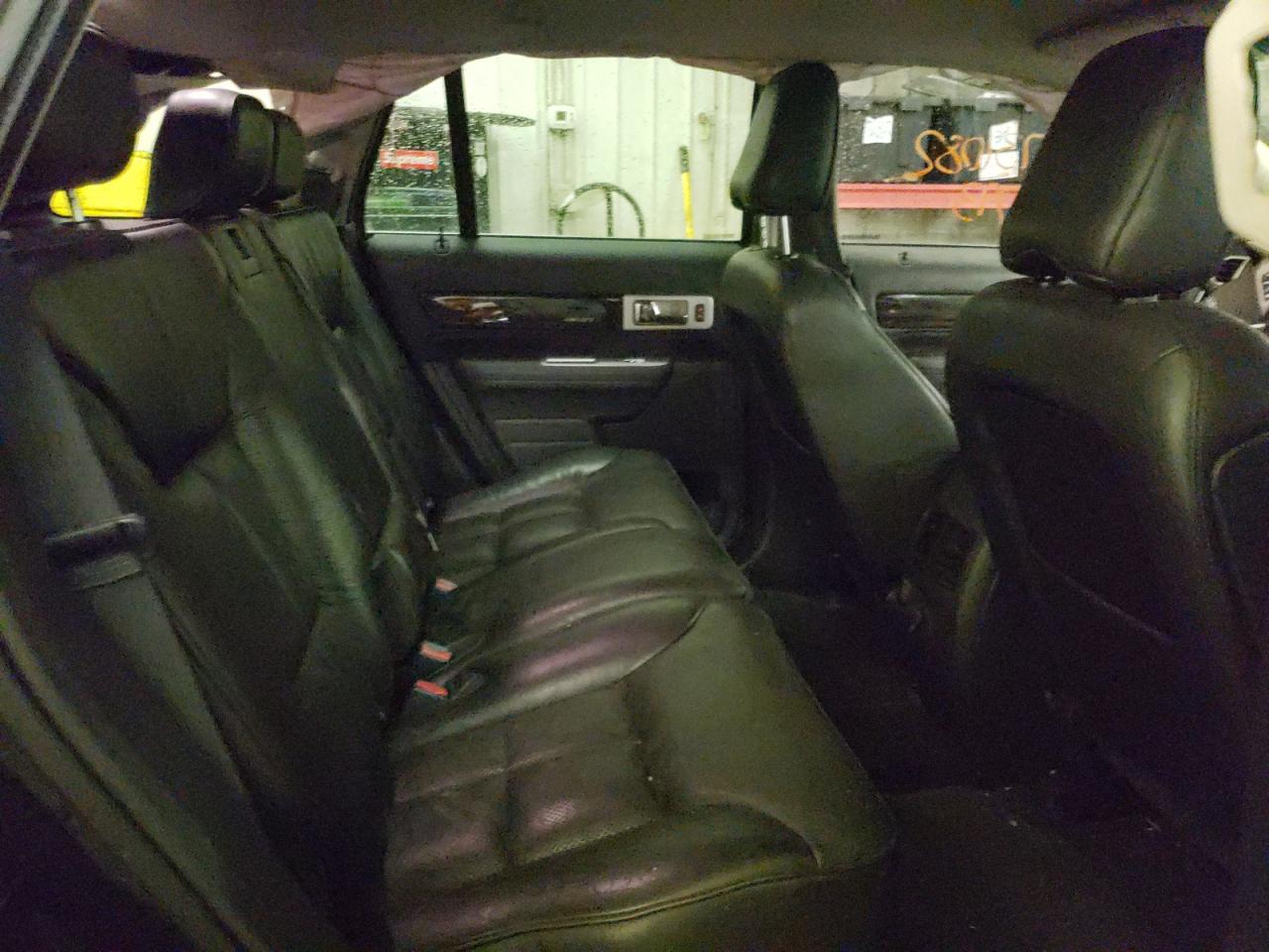 Photo 6 from auction – 2010 LINCOLN MKX with VIN 2LMDJ8JC4ABJ21751