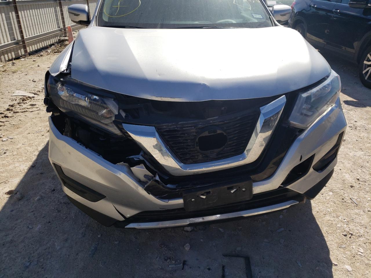 Photo 9 from auction – 2019 NISSAN ROGUE S with VIN KNMAT2MT5KP526663