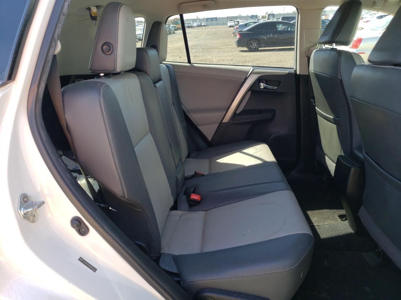 Photo 6 from auction – 2013 TOYOTA RAV4 LIMIT with VIN 2T3DFREV6DW029934