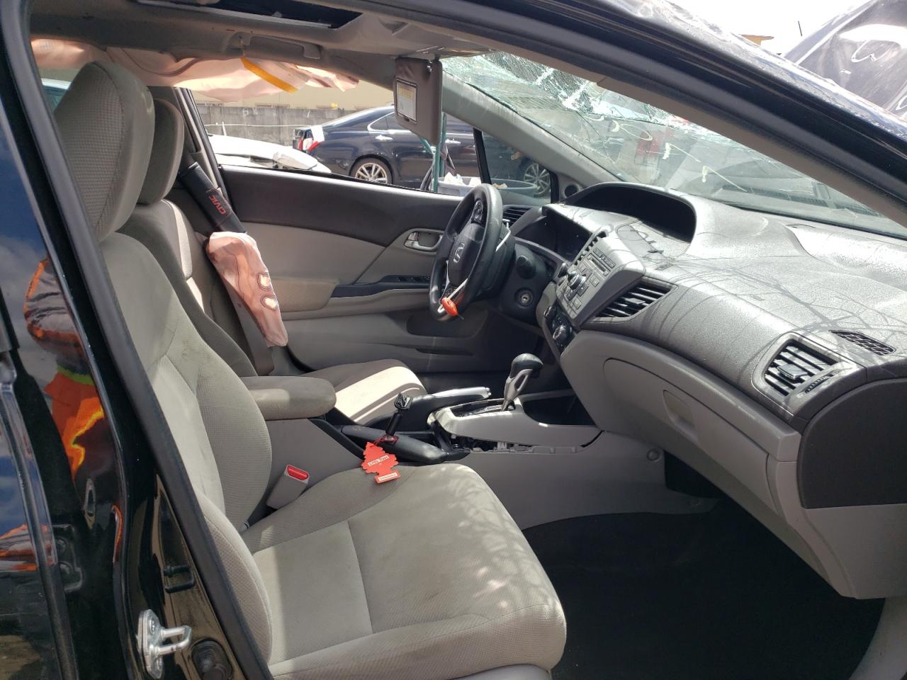 Photo 5 from auction – 2012 HONDA CIVIC EX with VIN 19XFB2F81CE047790