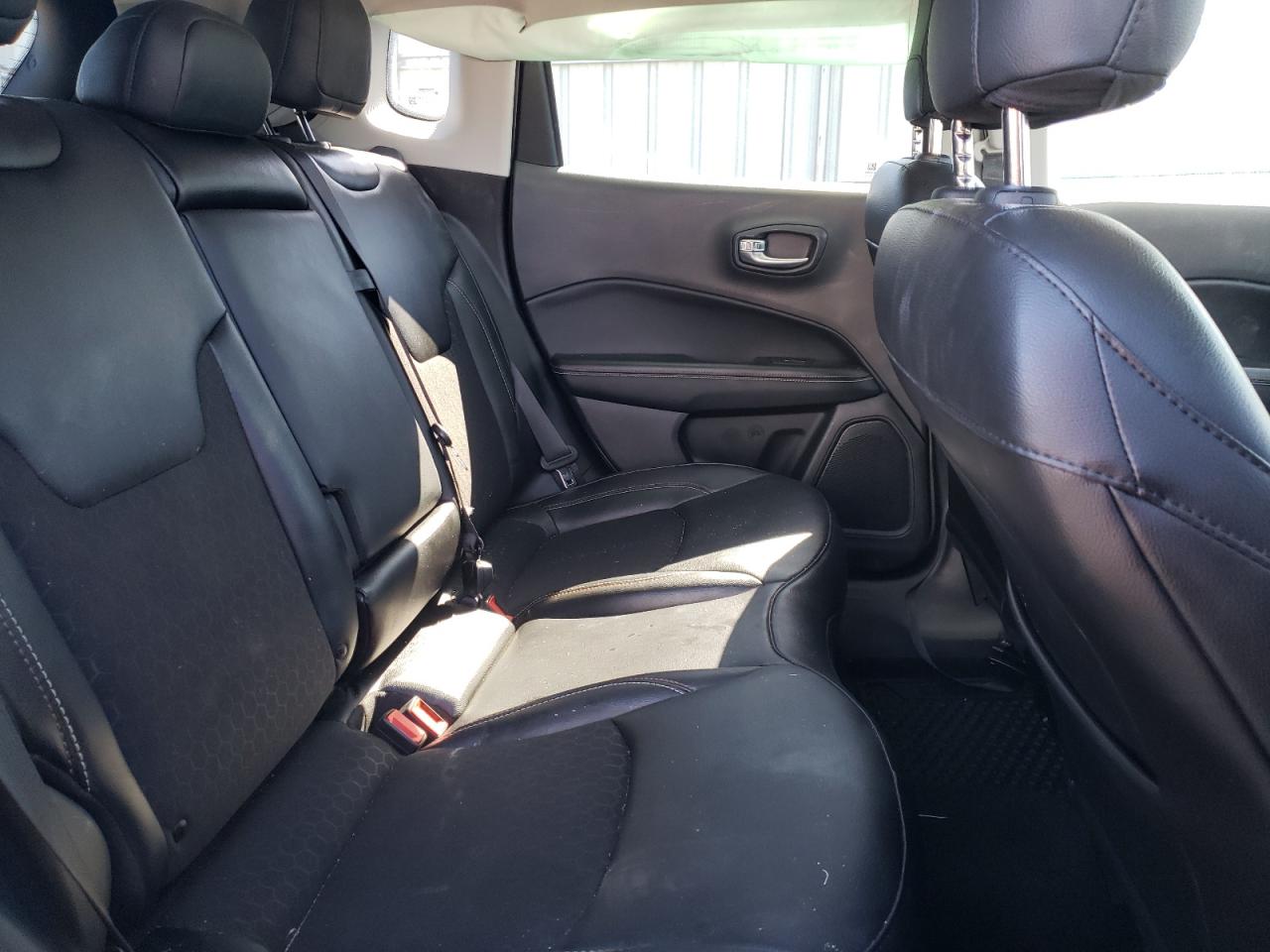 Photo 6 from auction – 2020 JEEP COMPASS LA with VIN 3C4NJDBB5LT161279