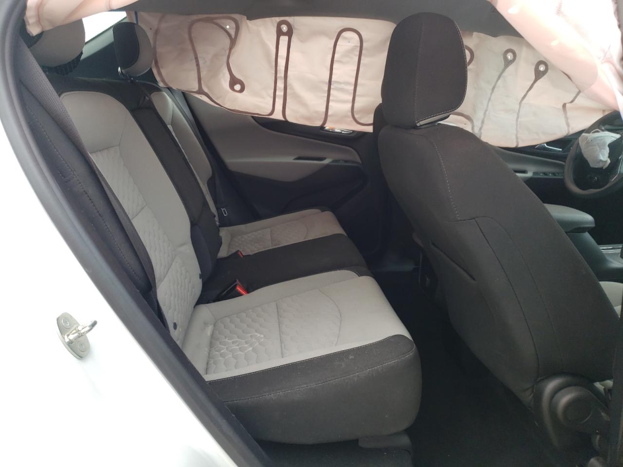 Photo 6 from auction – 2018 CHEVROLET EQUINOX LS with VIN 3GNAXHEV1JS550179