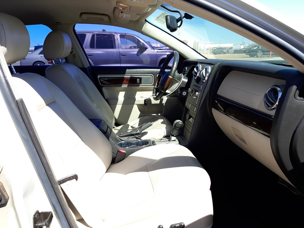 Photo 5 from auction – 2008 LINCOLN MKZ with VIN 3LNHM26T98R605839