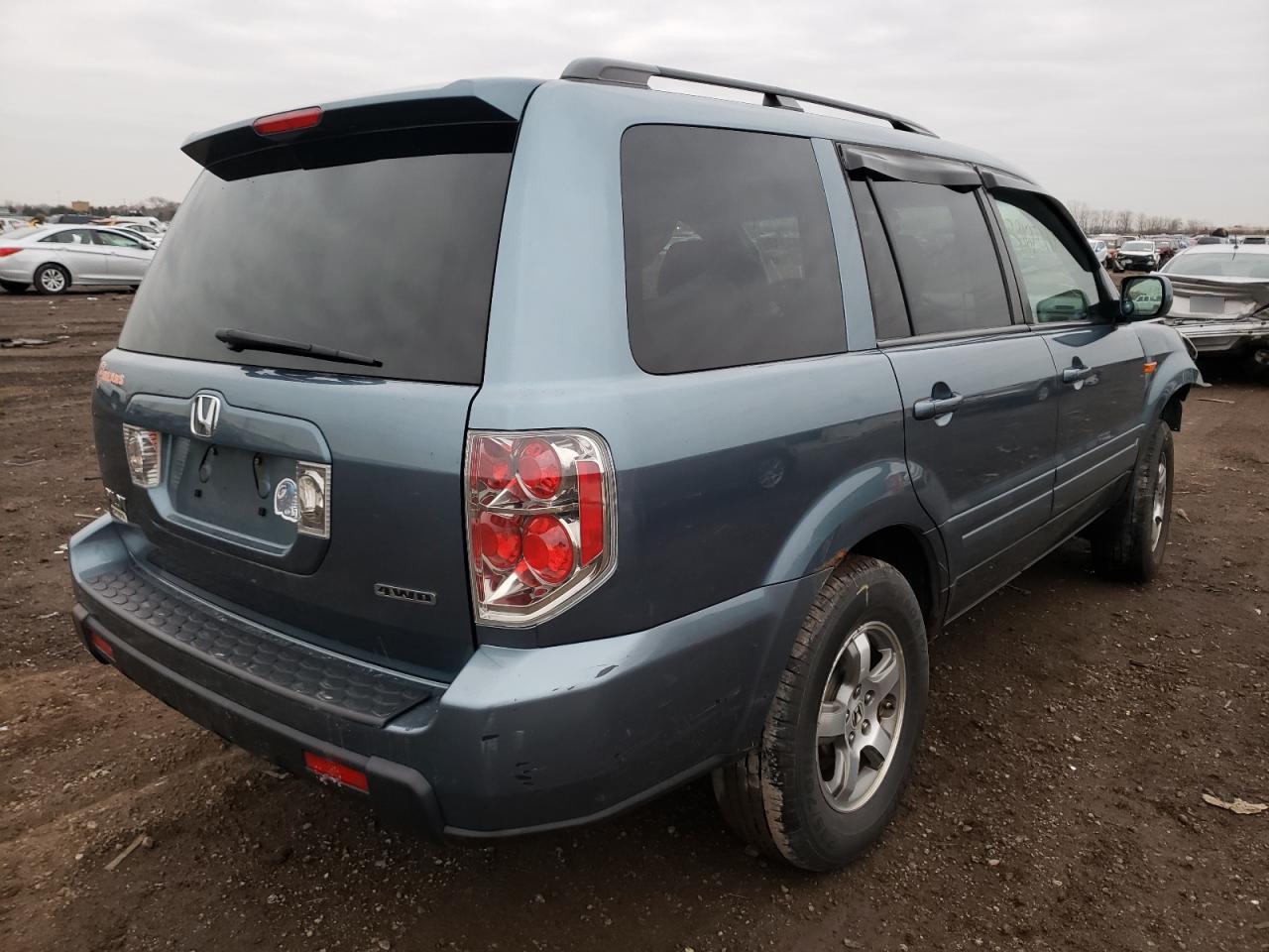 Photo 4 from auction – 2006 HONDA PILOT EX with VIN 5FNYF18696B009001