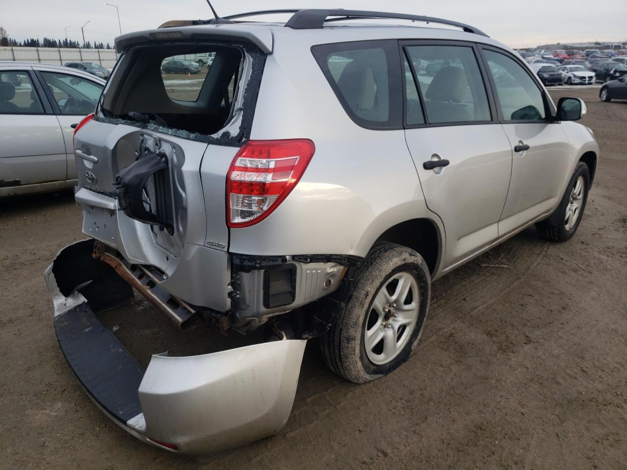 Photo 4 from auction – 2012 TOYOTA RAV4 with VIN 2T3BF4DV5CW178457