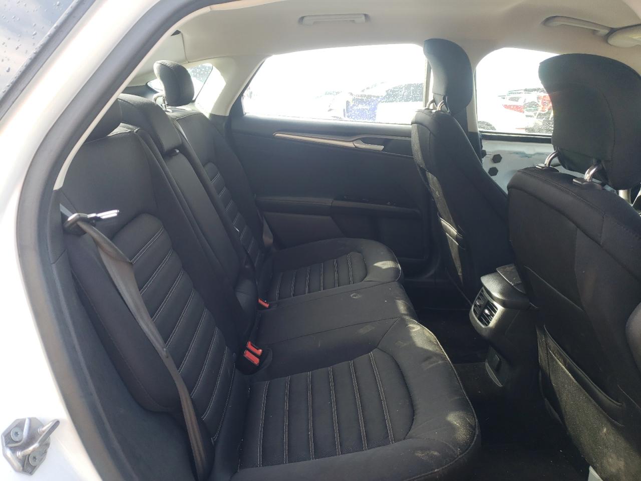 Photo 6 from auction – 2014 FORD FUSION SE with VIN 1FA6P0HD4E5399766