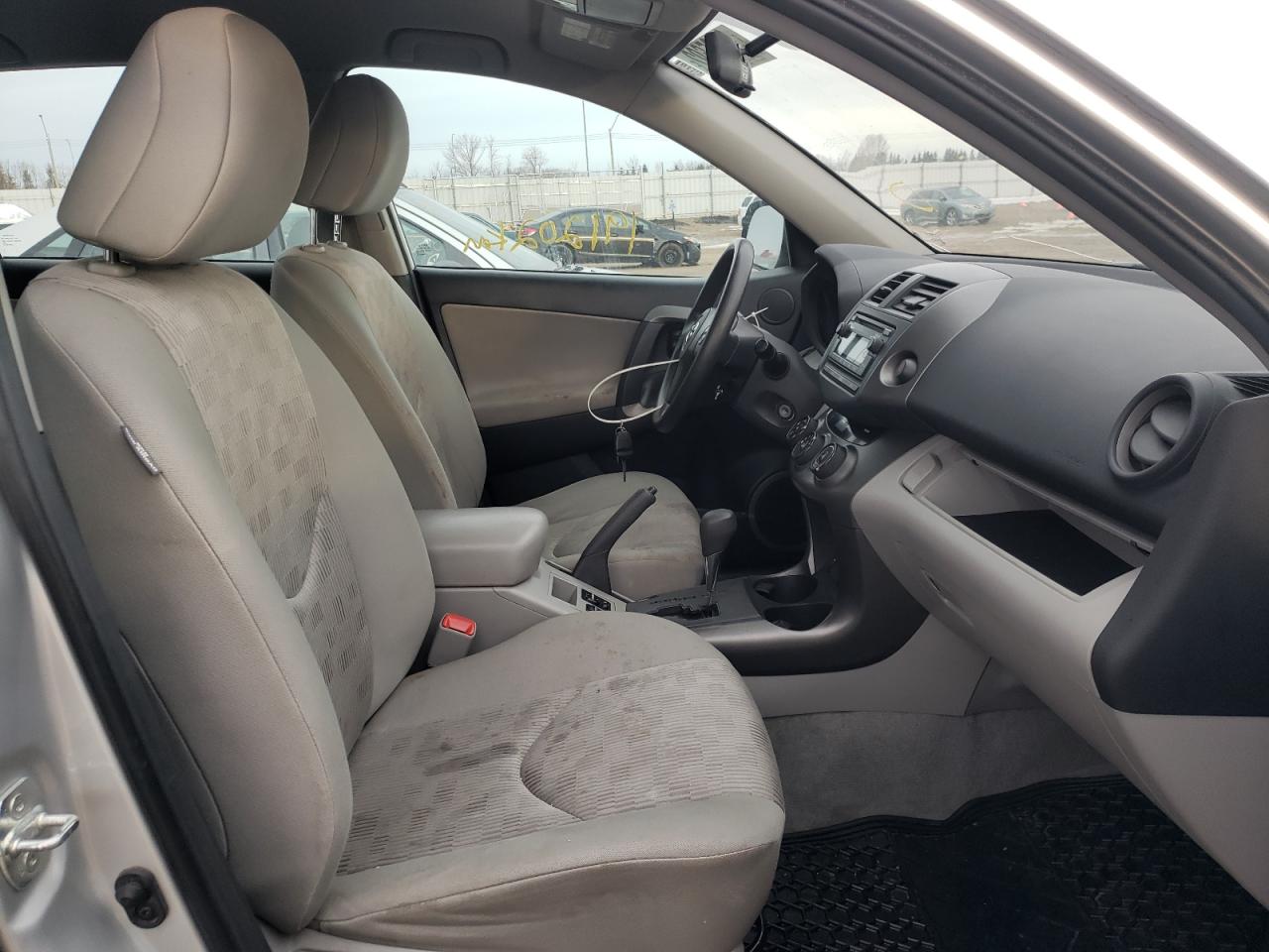 Photo 5 from auction – 2012 TOYOTA RAV4 with VIN 2T3BF4DV5CW178457