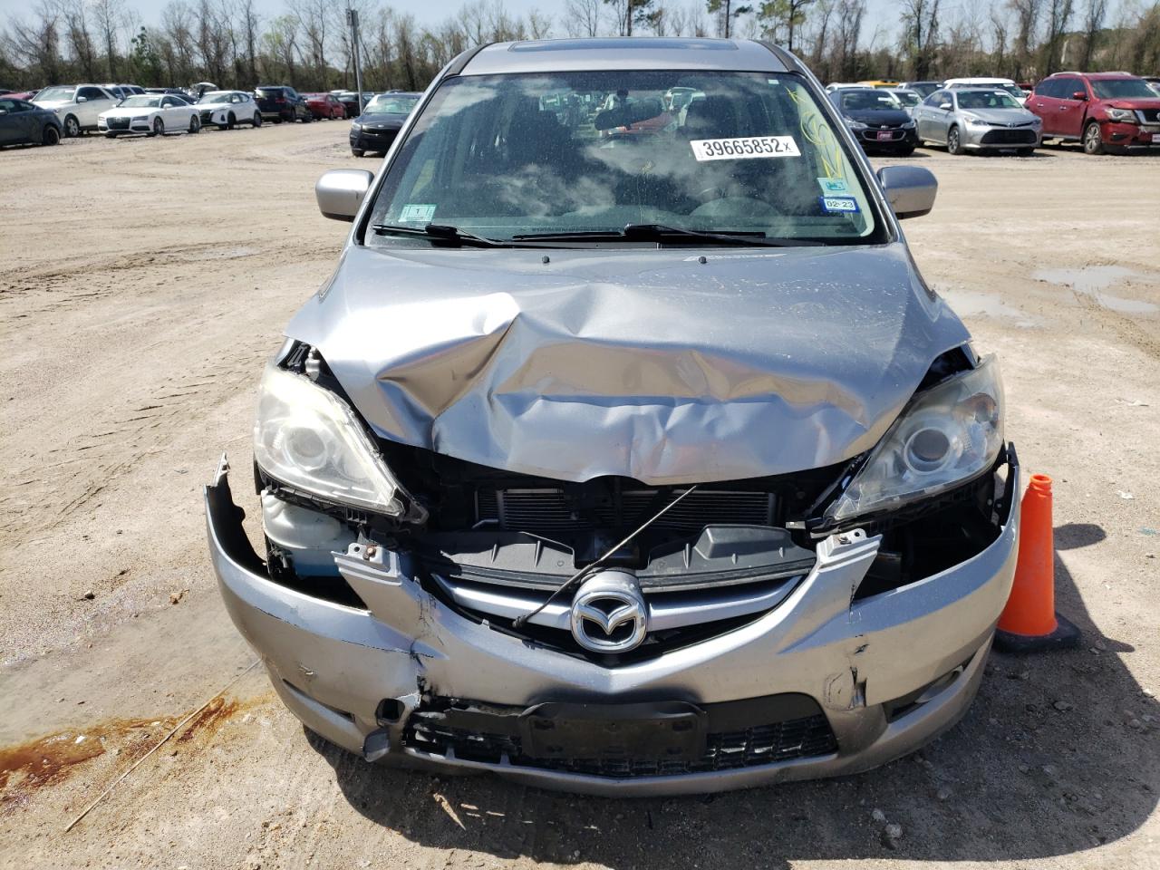 Photo 9 from auction – 2010 MAZDA 5 with VIN JM1CR2WL1A0380824