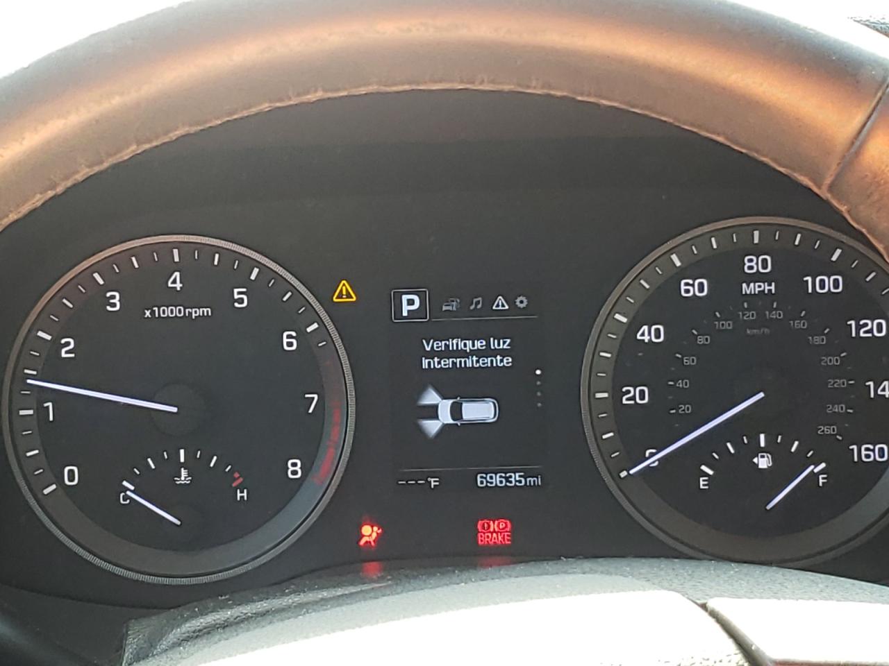 Photo 8 from auction – 2016 HYUNDAI TUCSON LIM with VIN KM8J3CA20GU145180